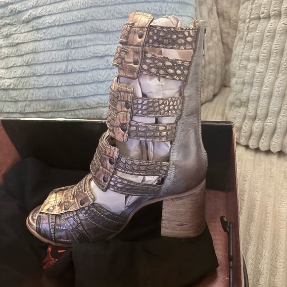 Freebird bronze Croc-Embossed Heeled Boots - Picture 1 of 5